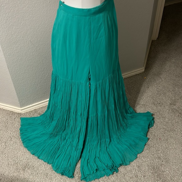 Shalwar kameez Kurta top Ghagra style pants in green multi color Duppatta XS-S - Picture 12 of 17